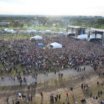 Aerial crowd shot of Riot Fest 2015, Toronto - photo Alyna Paddon, Music Vice
